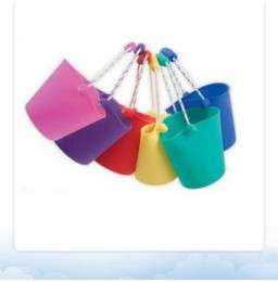 http://www.nichebabies.com/3202-thickbox/scrunch-bucket.jpg